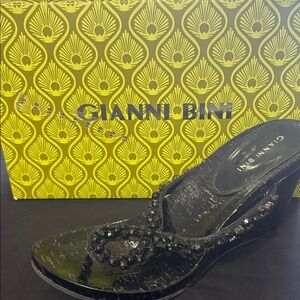 Gianni Bini Black Sequin  Wedges